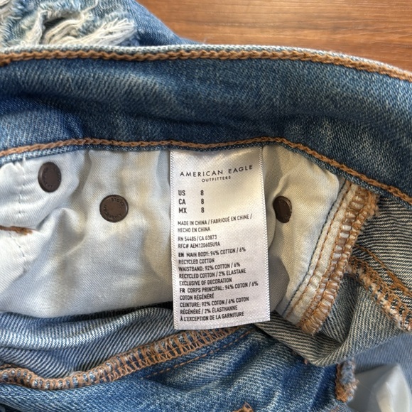 AMERICAN EAGLE Highest Rise 90s Boyfriend Shorts - Picture 3 of 4